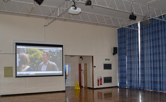 Chambersbury Primary School projector premiere